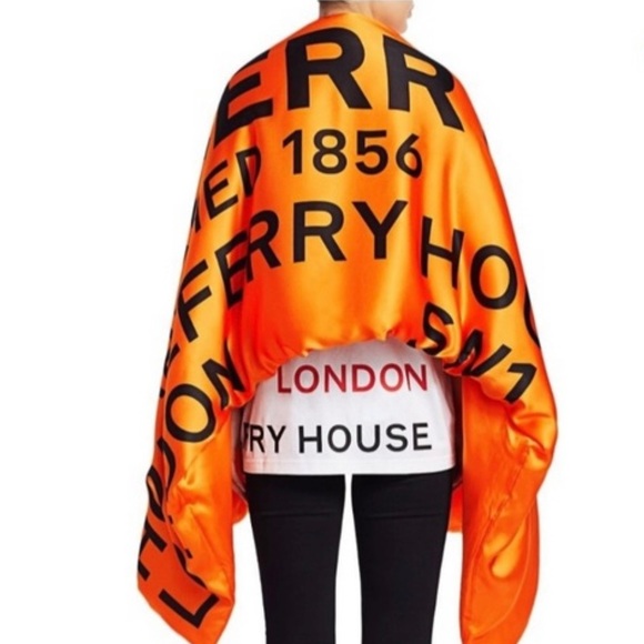 100%AUTHENTIC NEW W/TAGS BURBERRY JUMBO PADDED-PUFFER SCARF - BRIGHT ORANGE SILK - Picture 3 of 10